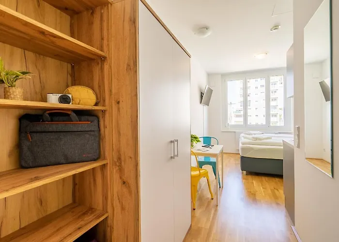 Feelgood Smartliving | Contactless Check-in Aparthotel 4*