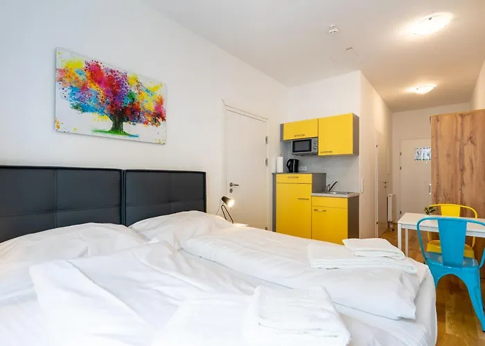 Feelgood Smartliving | Contactless Check-in 4*